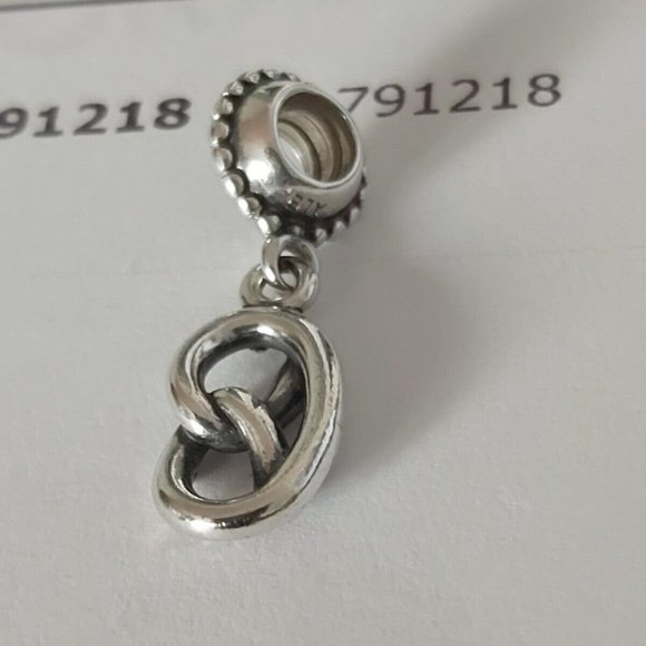 AUTHENTIC PANDORA *RETIRED and RARE* Sterling Silver Pretzel Charm 791218 - Picture 3 of 7